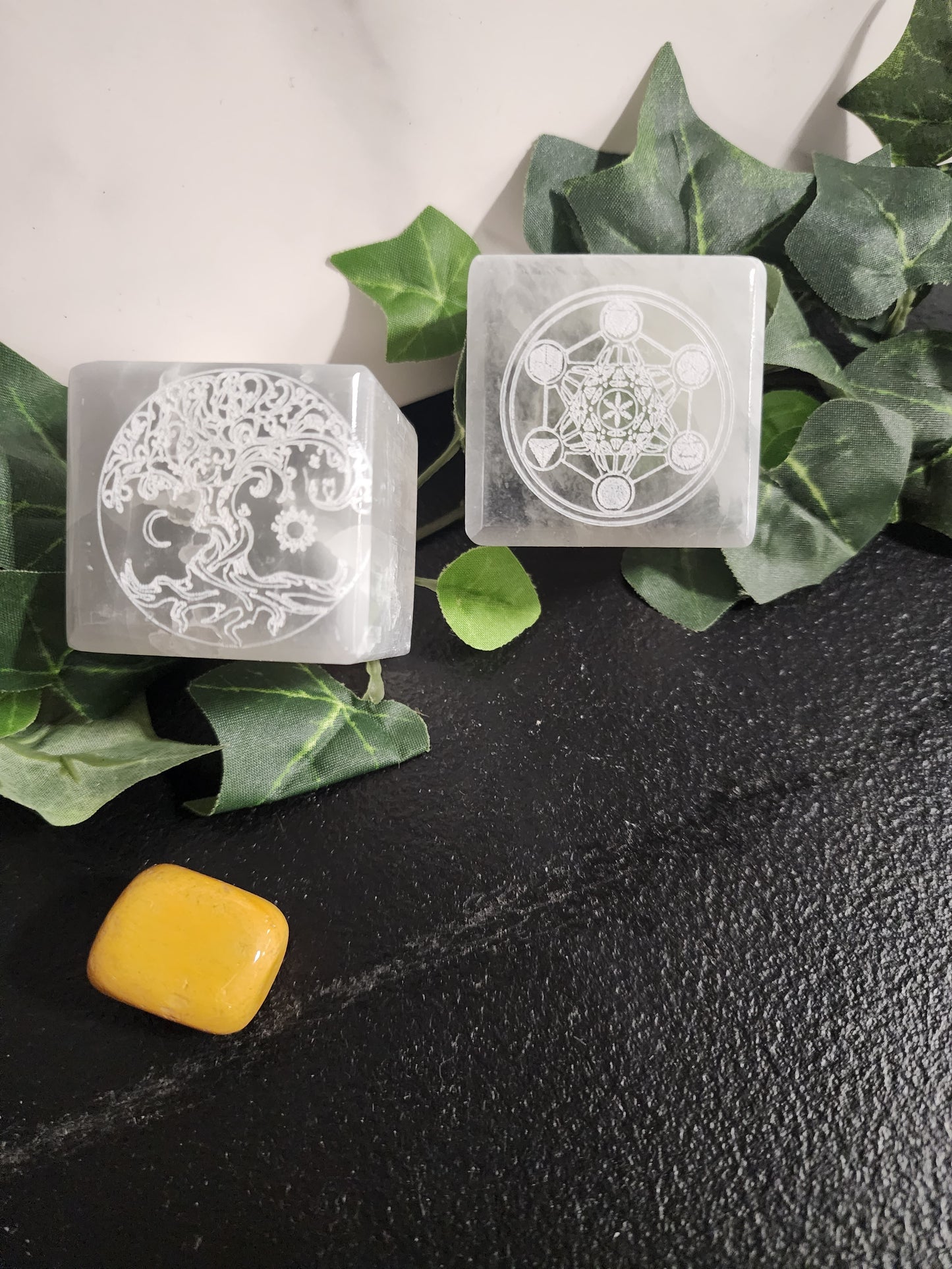 Selenite Design Cube Heavenly Healing